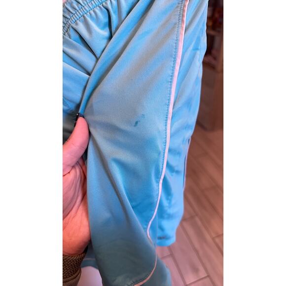 Athleta Women M Athletic Shorts Blue White Classic Fit Relaxed Style - Picture 4 of 4